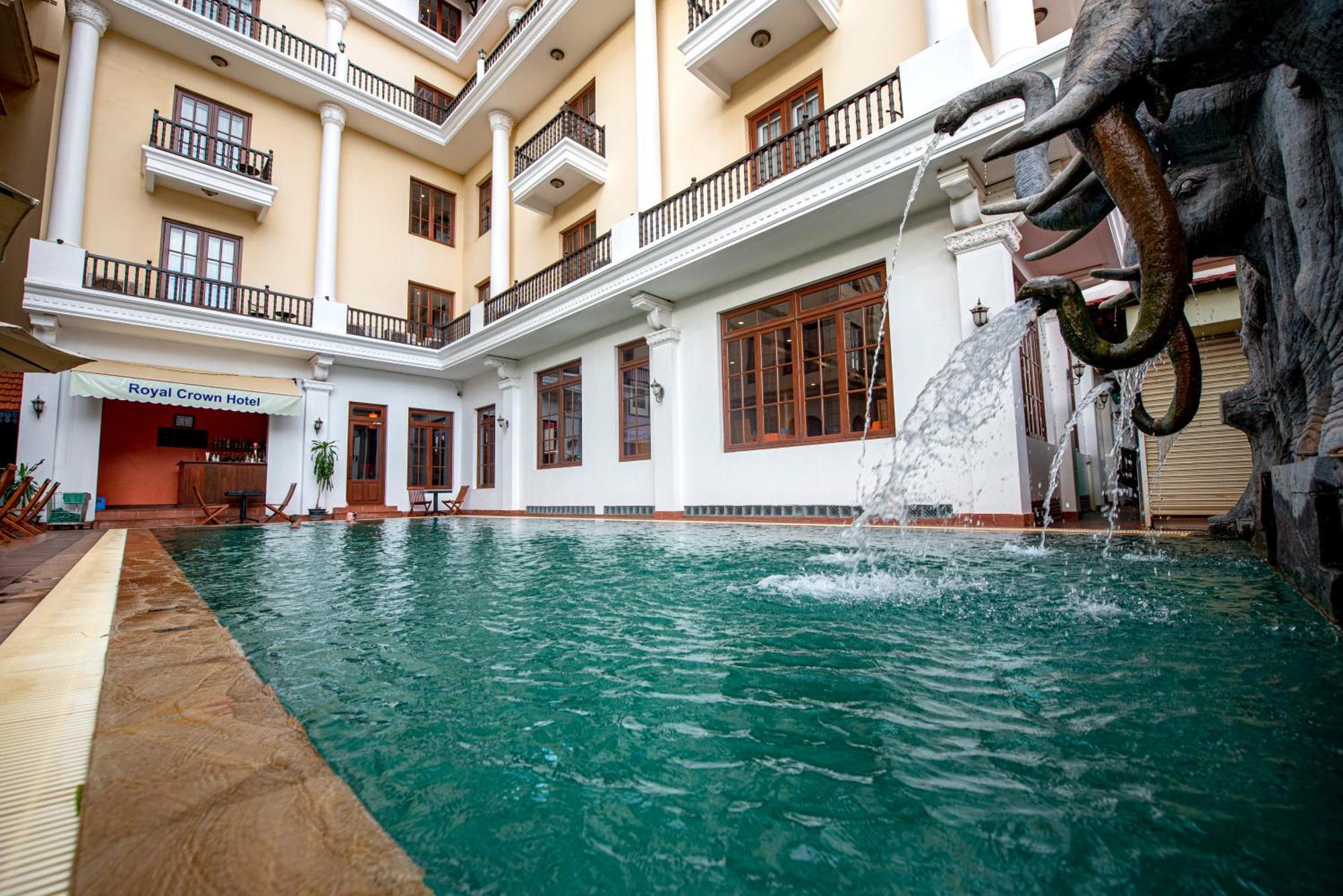 The Suite By Royal Crown Hotel Siem Reap Exterior photo